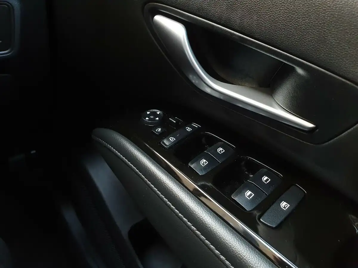 2022-hyundai-tucson-16-t-gdi-se-connect-150ps-big-26