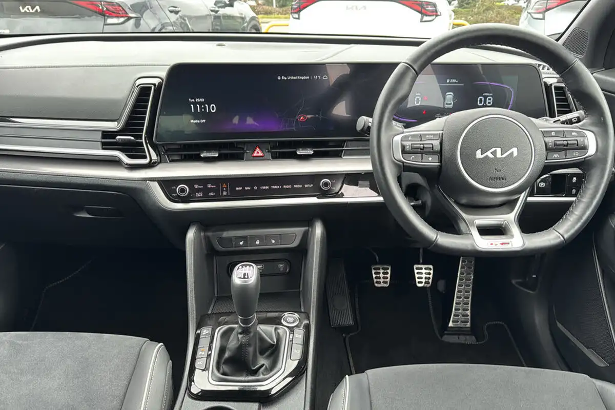2024-kia-sportage-16-t-gdi-gt-line-157bhp-48v-big-7