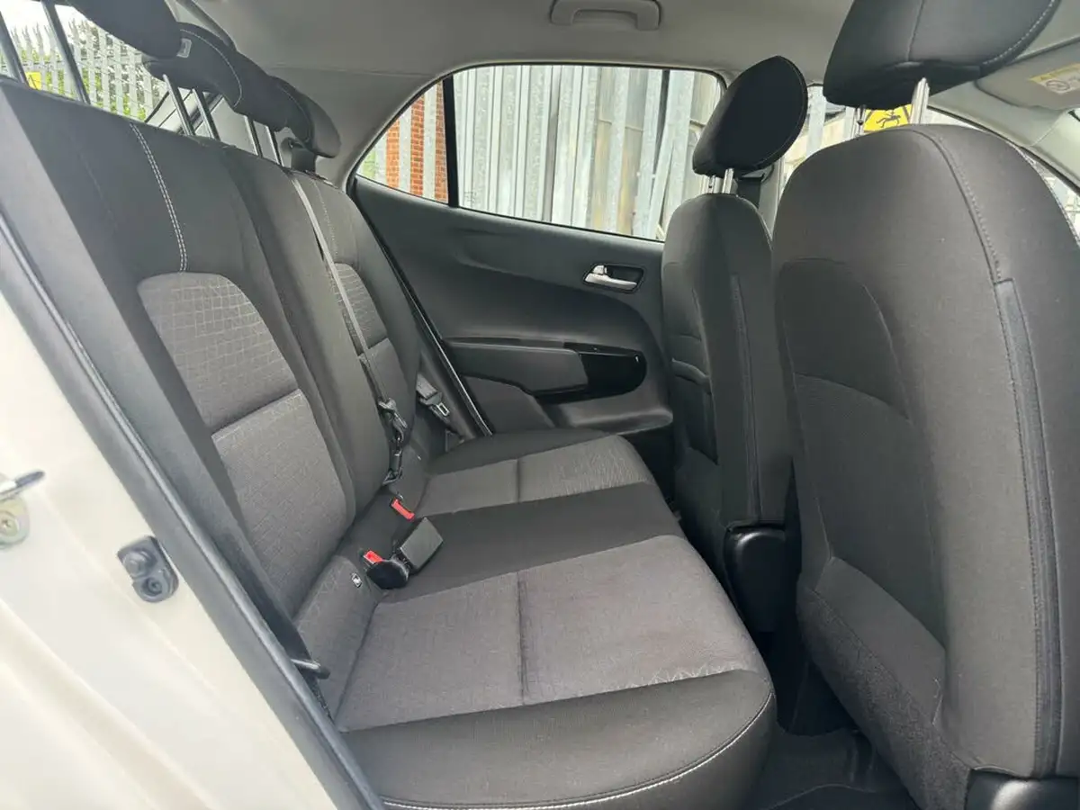 2018-kia-picanto-125-3-auto-big-51