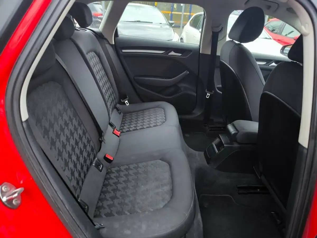 2014-audi-a3-16td-se-110ps-sportback-5d-big-15
