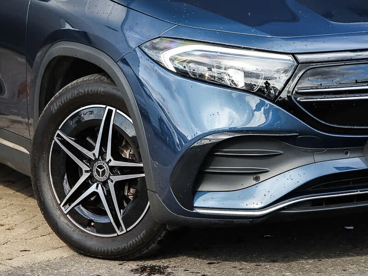 2022-mercedes-benz-eqa-e-eqa-250-amg-line-big-8