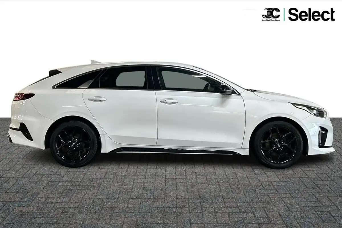 2021-kia-pro-ceed-15-t-gdi-gt-line-big-11