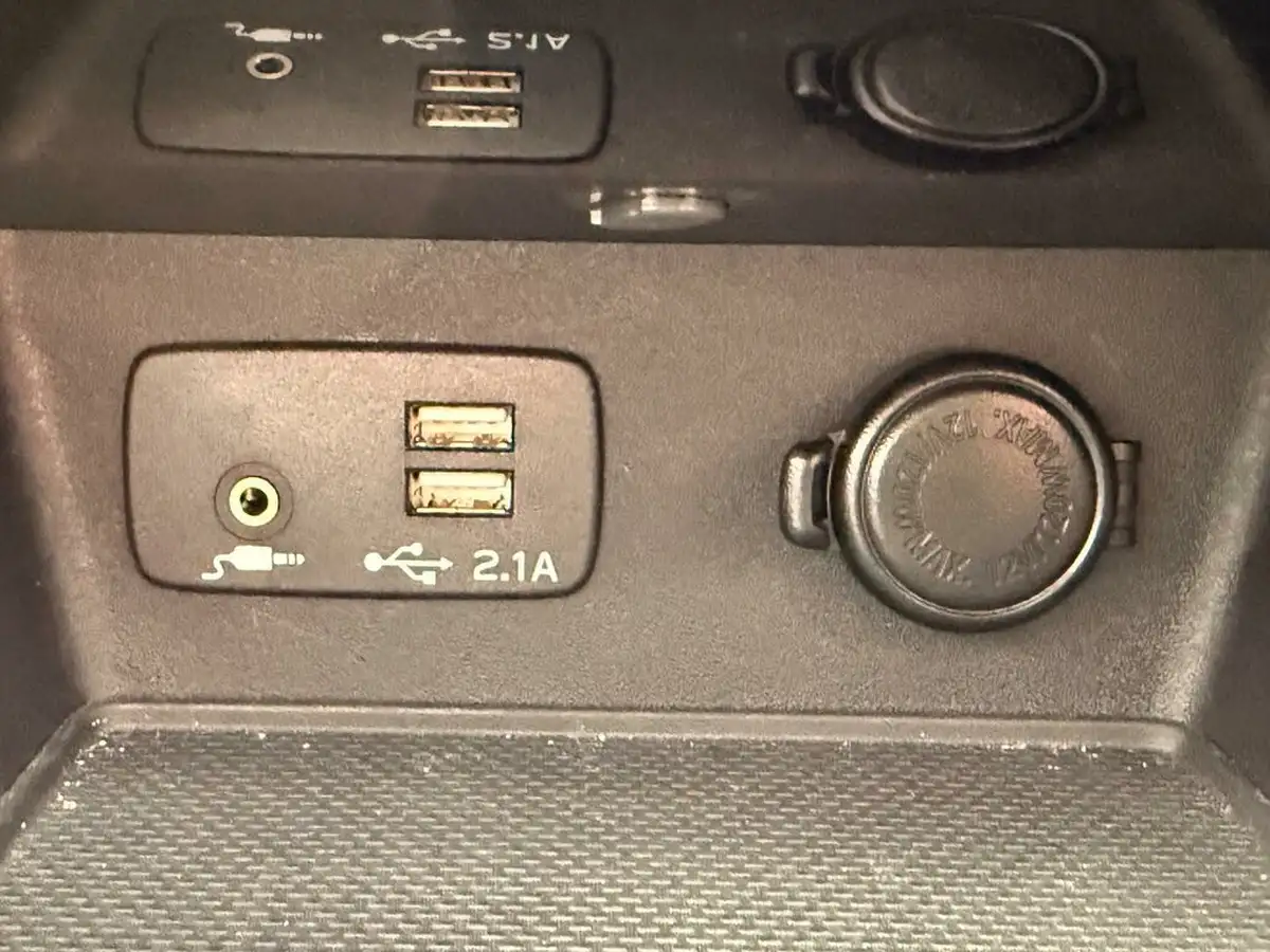 2023-subaru-forester-20-e-boxer-xe-big-59