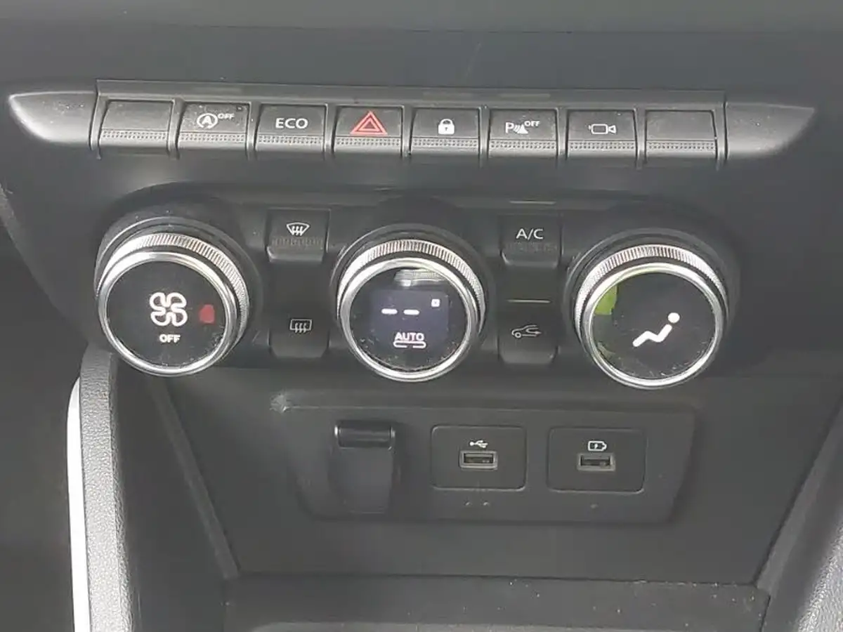 2022-dacia-duster-13-tce-prestige-130bhp-big-16