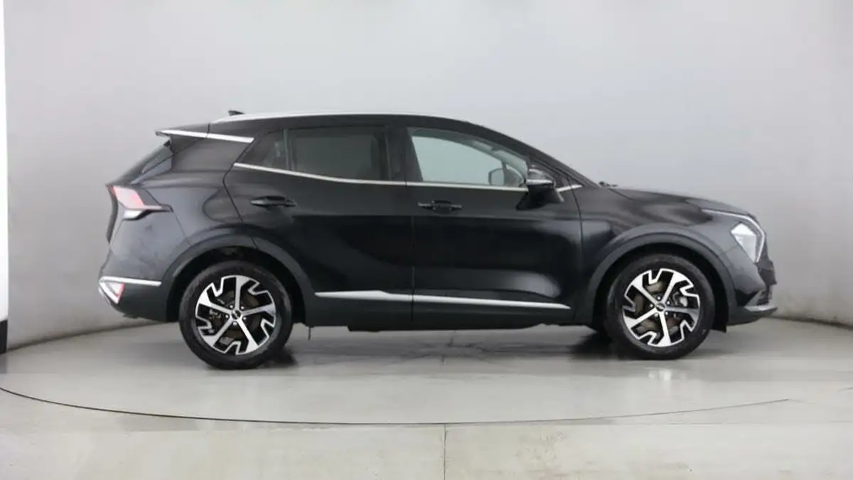 2024-kia-sportage-16-t-gdi-3-148bhp-big-2