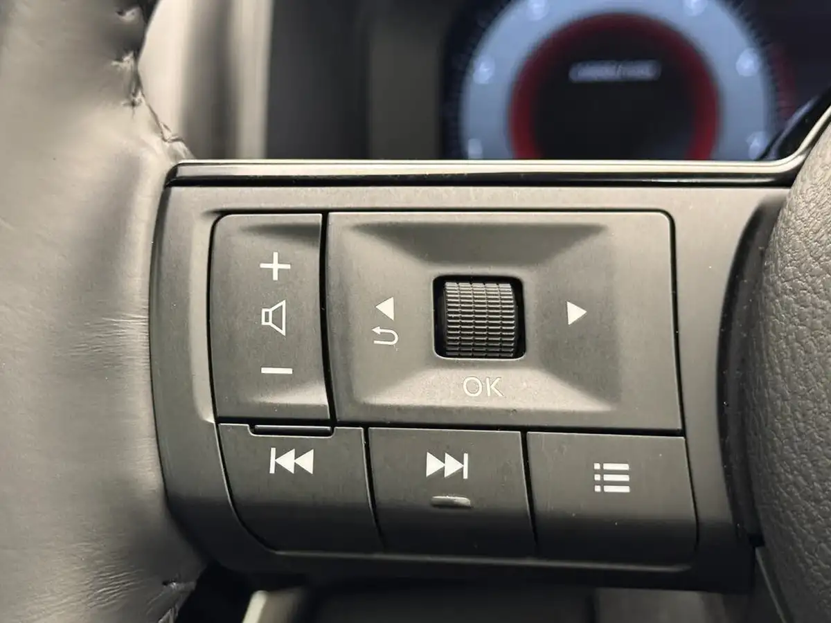 2022-nissan-qashqai-13-dig-t-premiere-edition-140ps-big-22