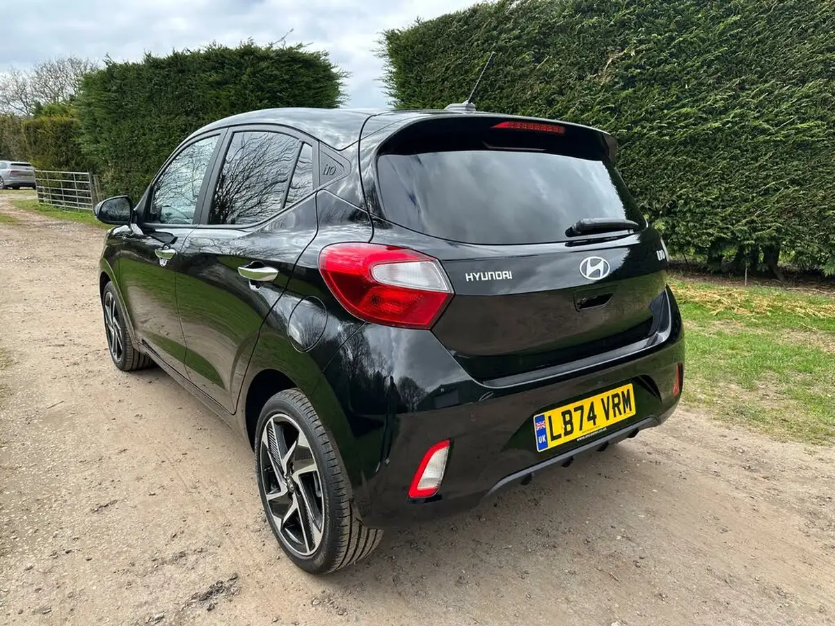 2024-hyundai-i10-12-premium-79ps-big-12