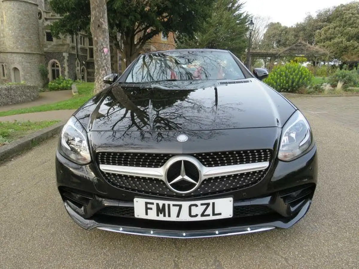 2017-mercedes-benz-slc-21d-slc250d-amg-line-big-8