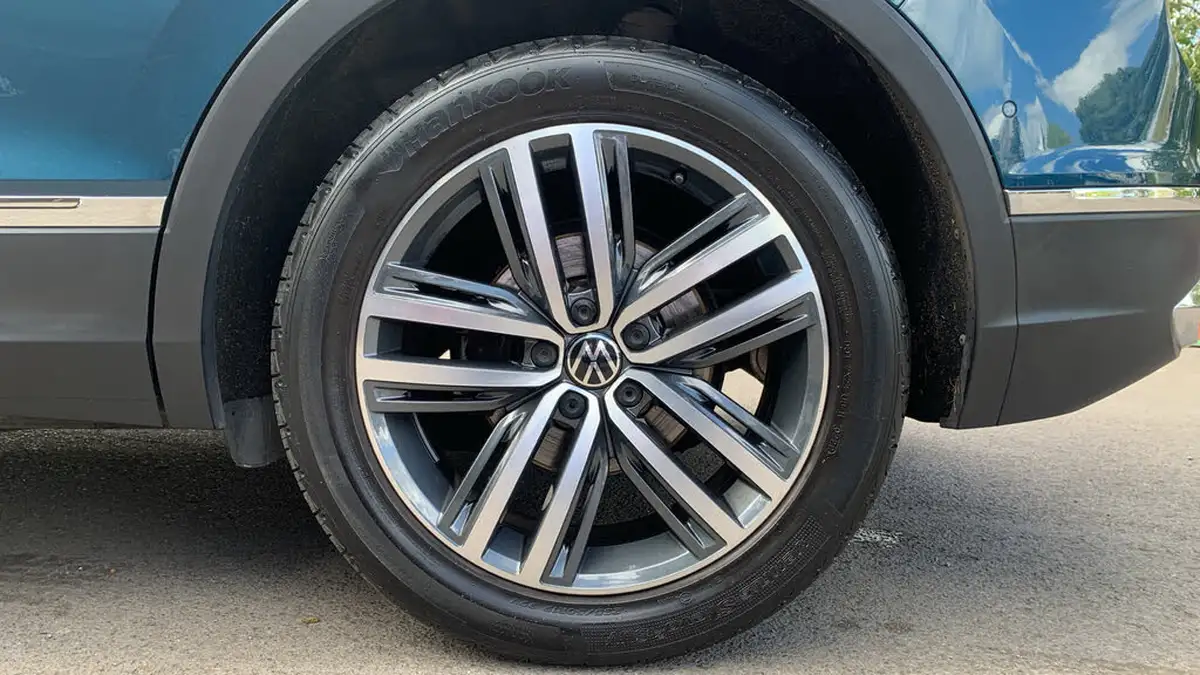 2022-volkswagen-tiguan-15-tsi-elegance-big-15