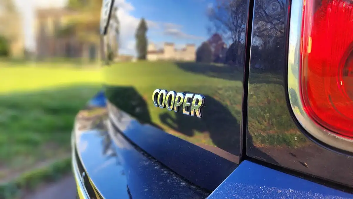 2012-mini-countryman-16-cooper-pepper-big-7