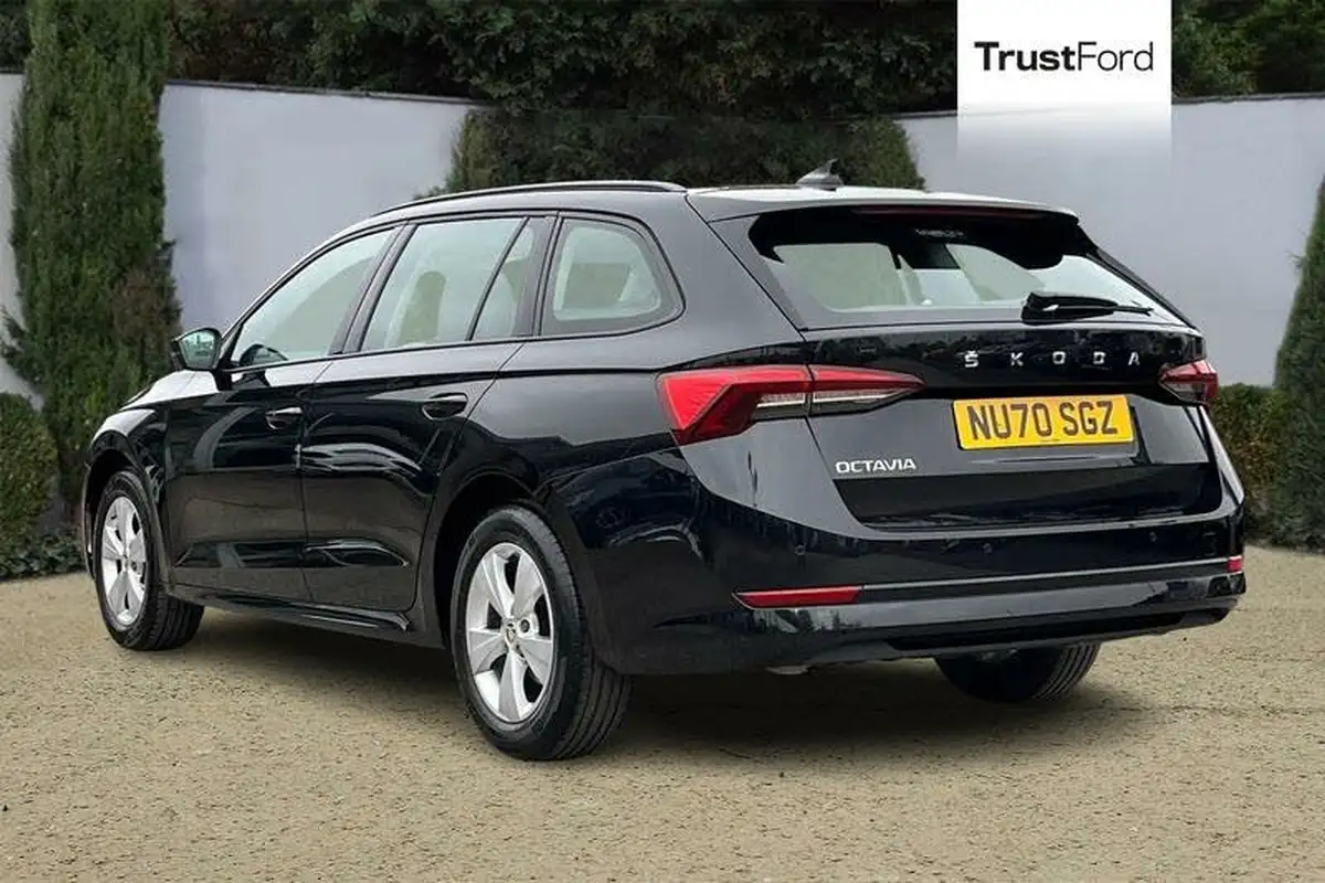 2020-skoda-octavia-15-tsi-se-first-edition-estate-big-1