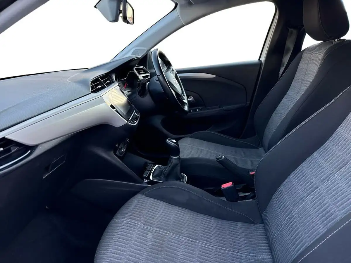 2021-vauxhall-corsa-12i-se-edition-big-9