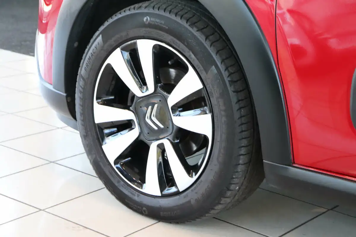 2018-citroen-c3-12-puretech-flair-110ps-ss-eat6-big-79
