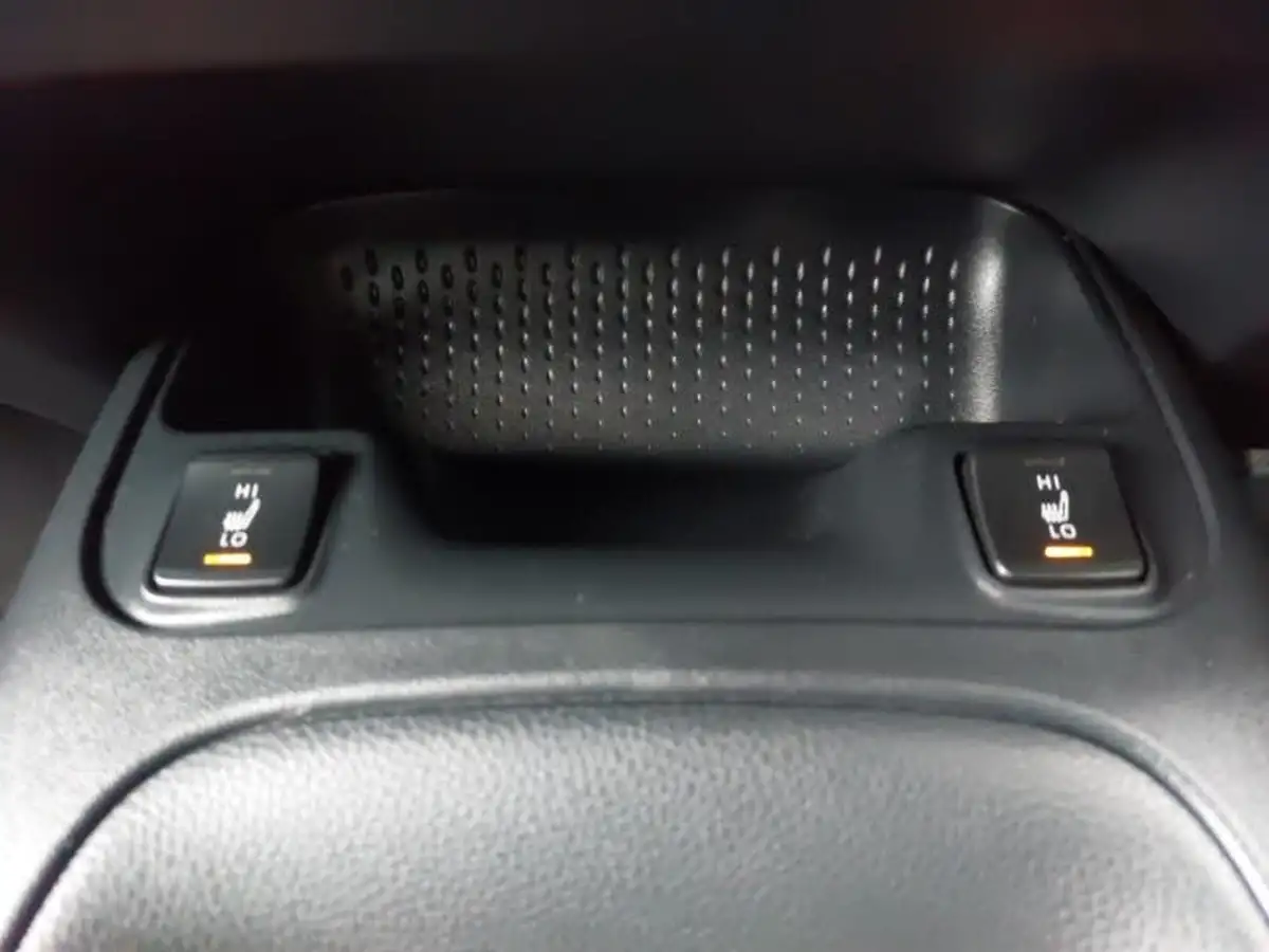 2022-toyota-corolla-18-vvt-i-icon-120bhp-spare-wheel-touring-sports-5d-big-17