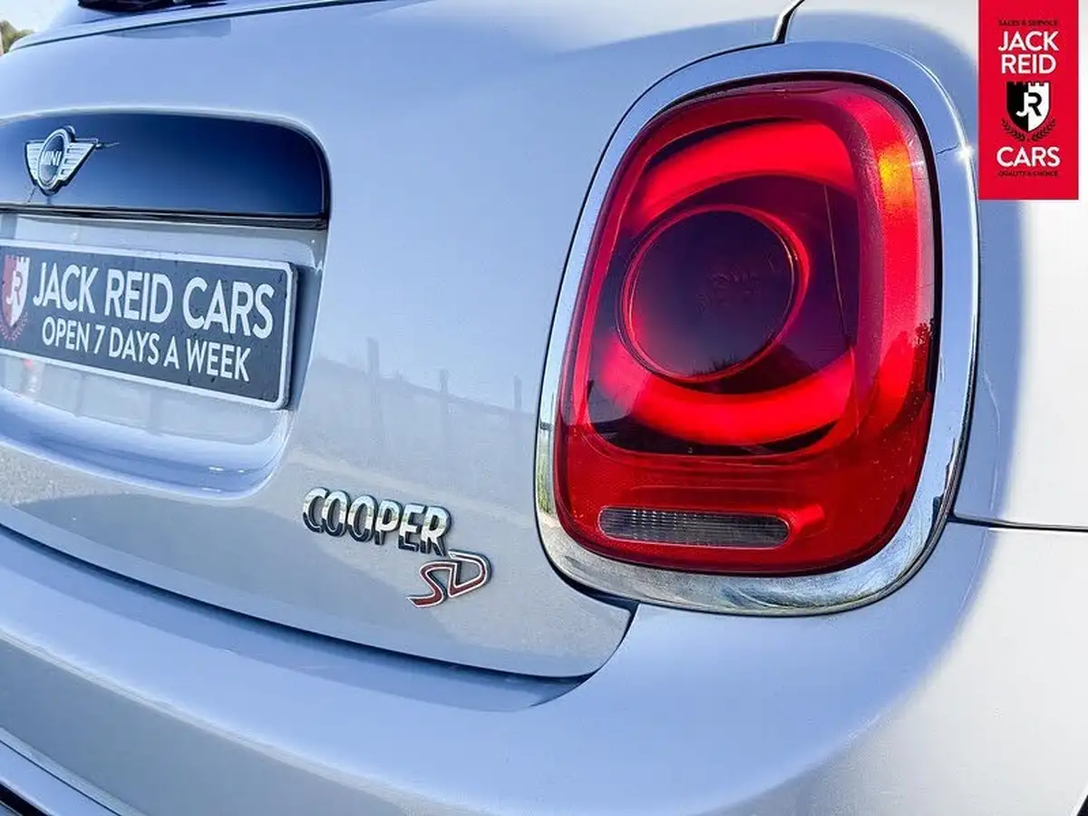 2017-mini-cooper-20td-cooper-sd-ss-5d-big-3