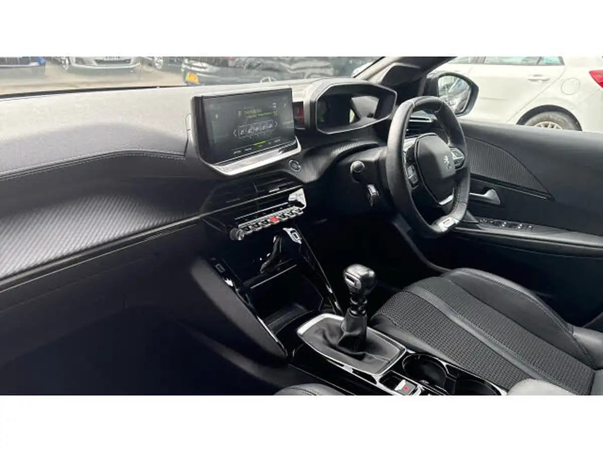 2022-peugeot-208-12-puretech-gt-100bhp-big-8