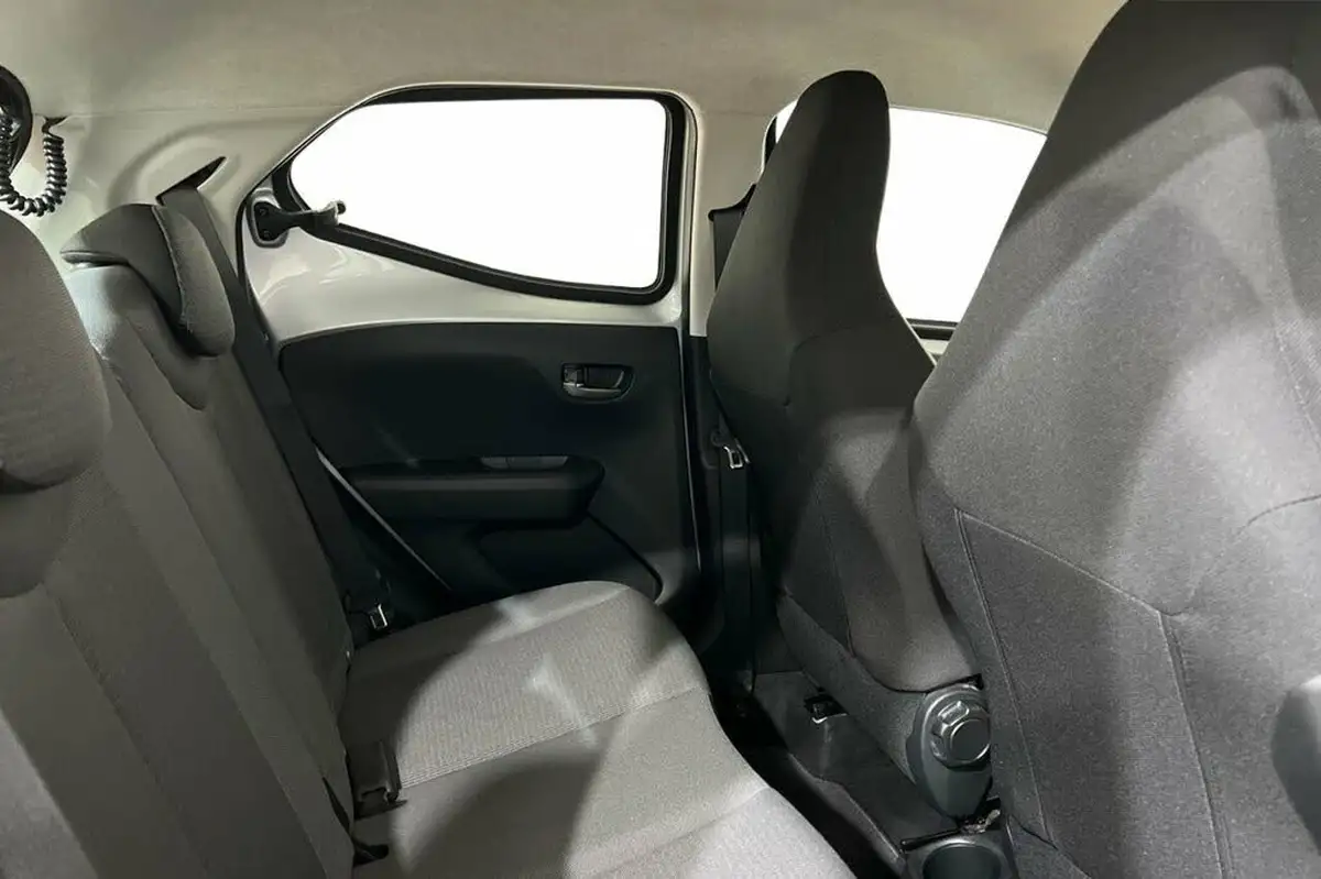 2021-toyota-aygo-10-vvt-i-x-play-tss-big-7