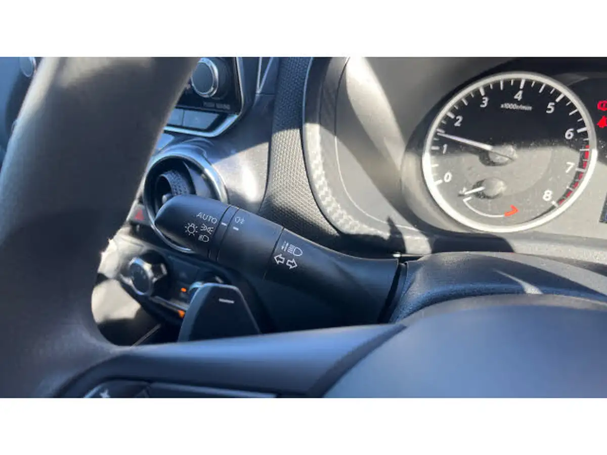 2023-nissan-juke-10-dig-t-acenta-dct-big-28