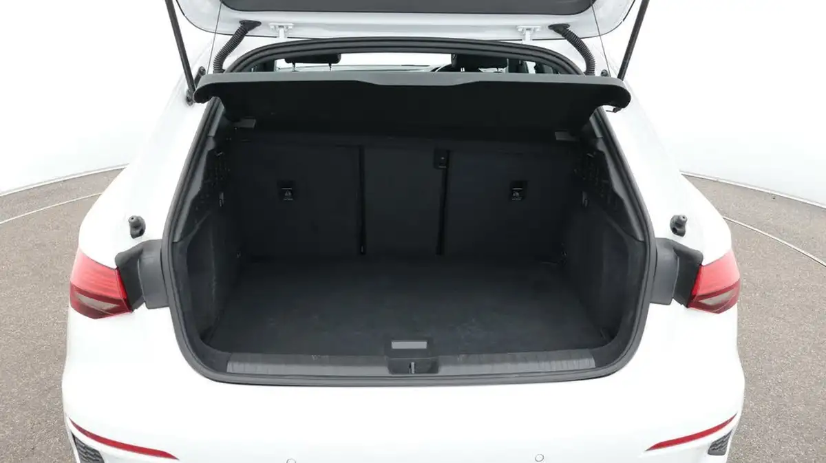 2020-audi-a3-20-35-tdi-sportback-5d-s-tronic-big-17