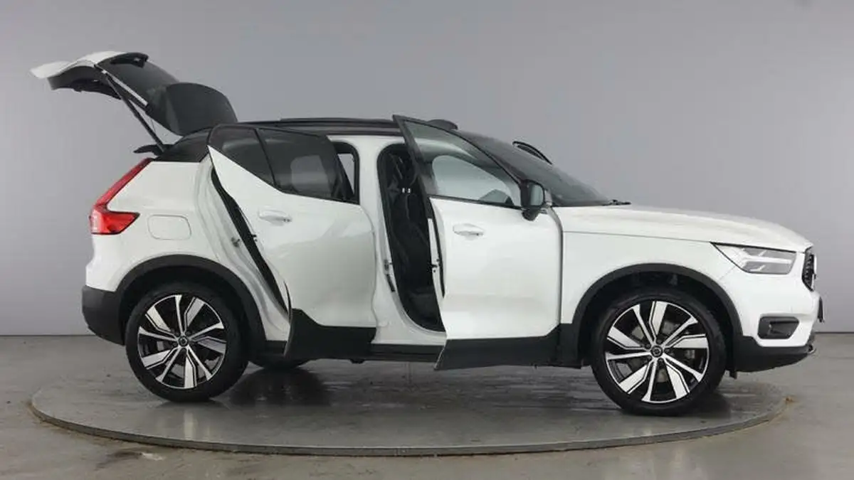 2022-volvo-xc40-15-t5-r-design-pro-big-9