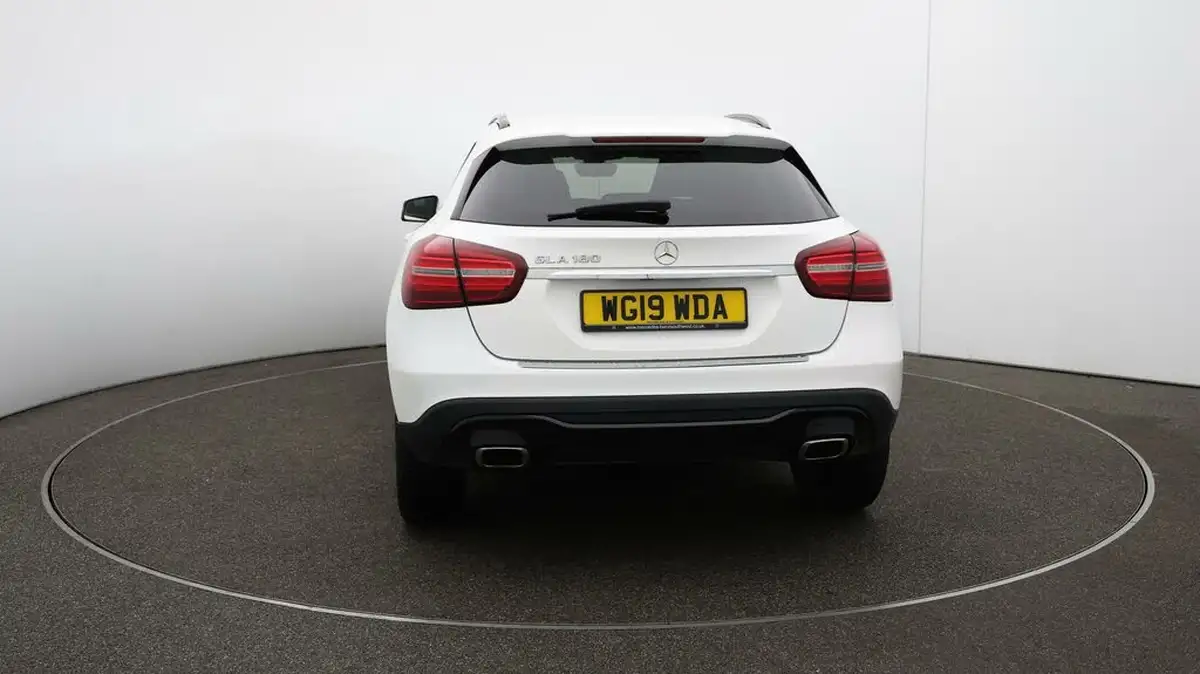 2019-mercedes-benz-gla-class-16-gla-180-urban-edition-ss-big-6
