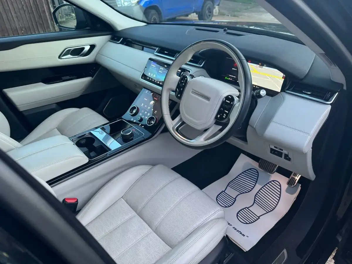 2018-land-rover-range-rover-velar-20-d240-r-dynamic-hse-big-15