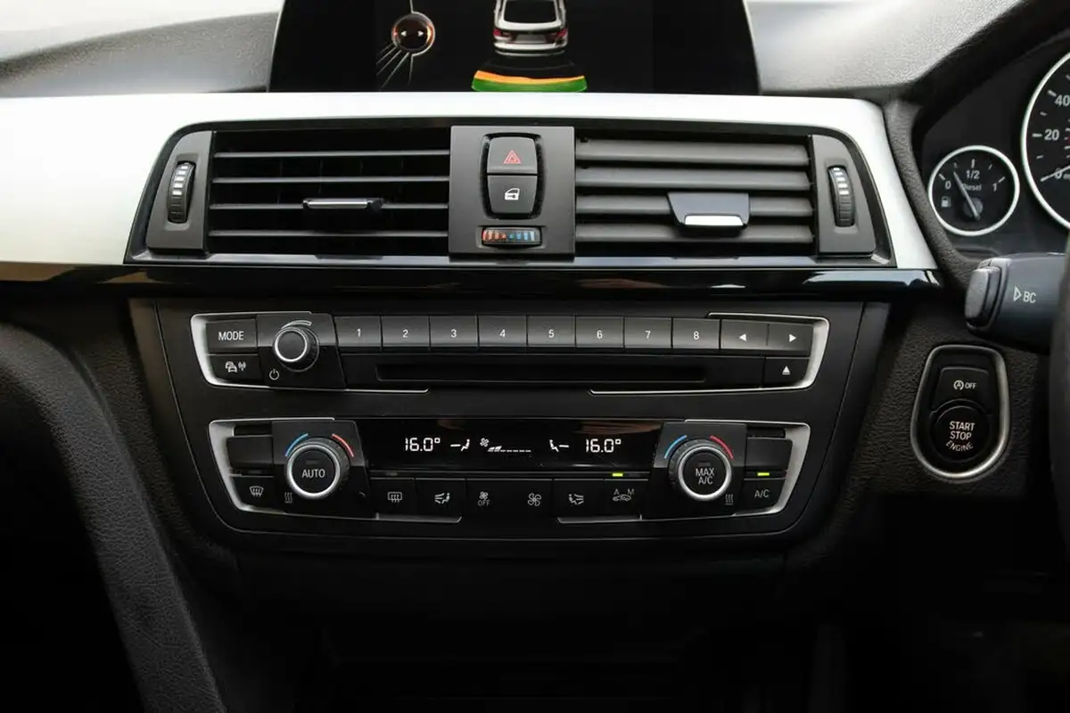 2015-bmw-3-series-20td-320d-m-sport-gt-184bhp-auto-big-33