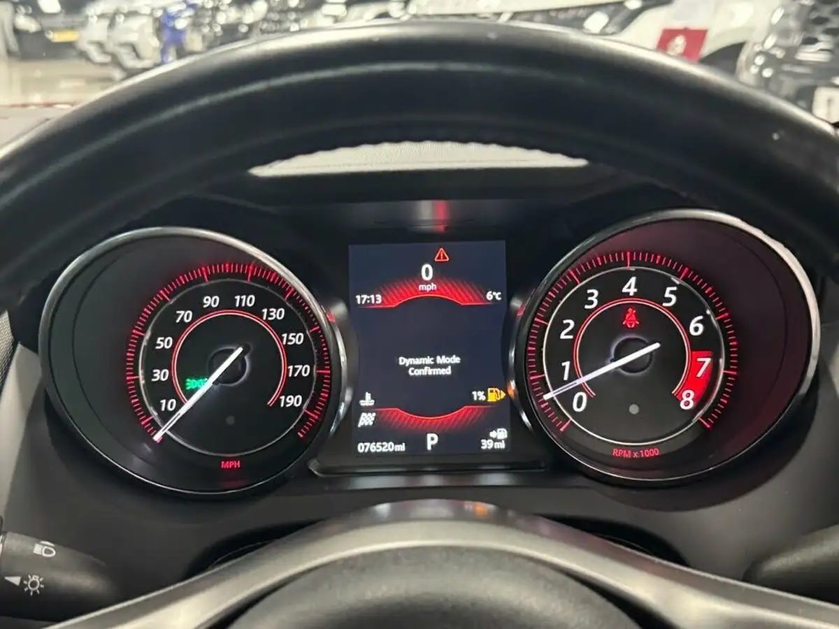 2015-jaguar-f-type-30-v6-coupe-quickshift-big-31