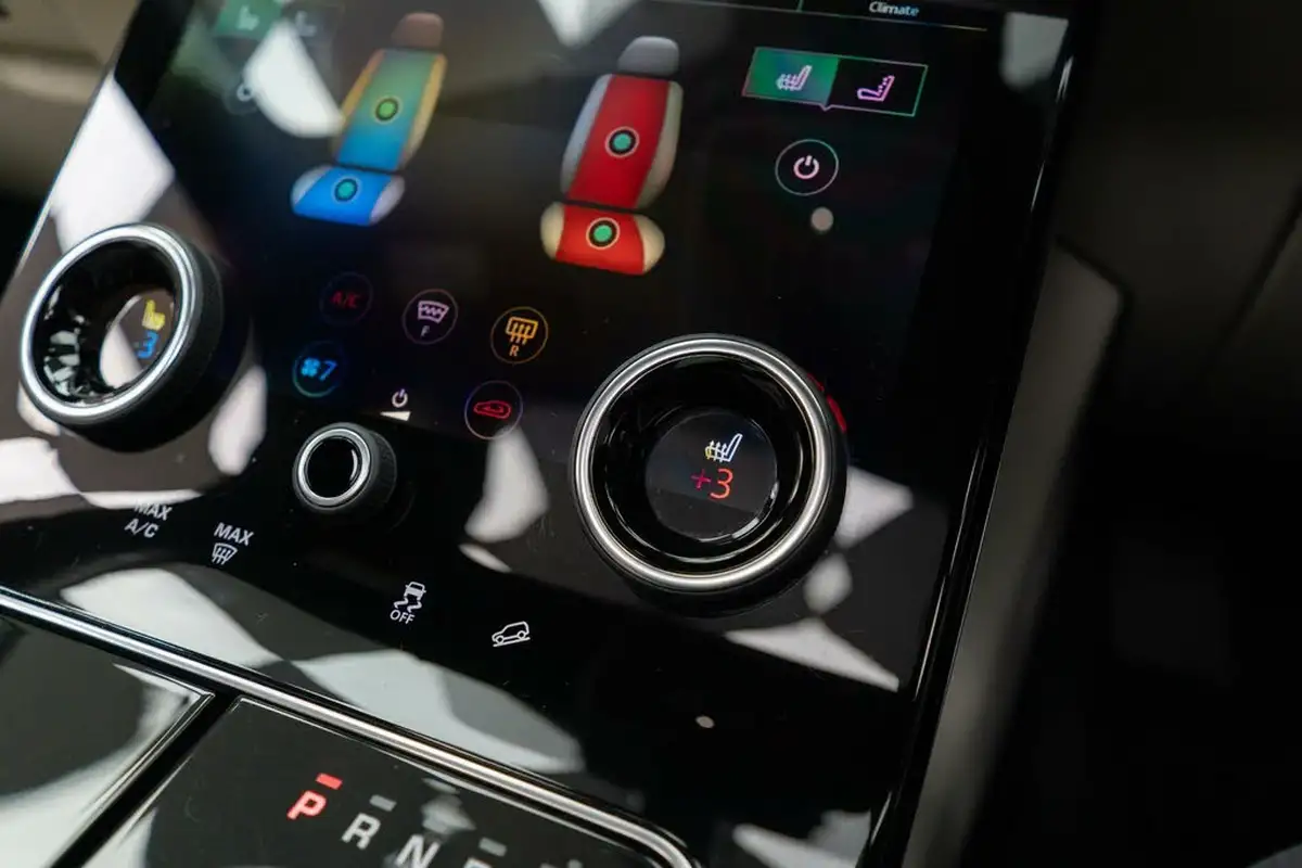 2019-land-rover-range-rover-velar-30-d300-r-dynamic-hse-big-27