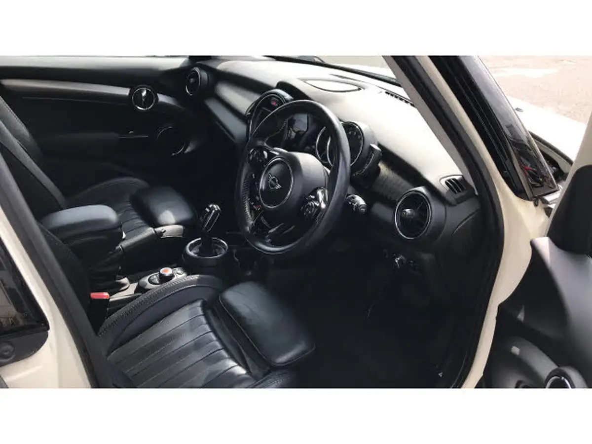 2019-mini-cooper-15-cooper-exclusive-134bhp-hatchback-5d-auto-big-28