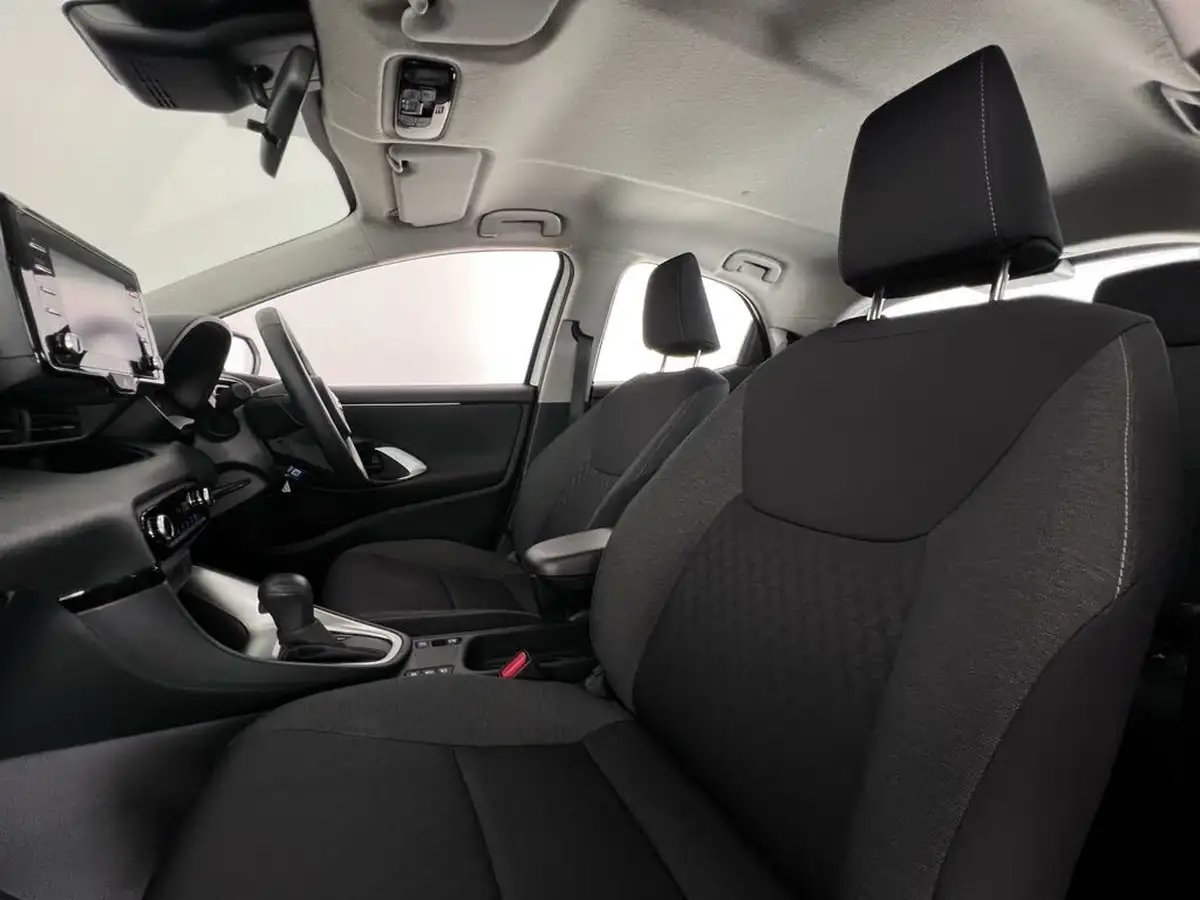 2022-toyota-yaris-15-vvt-i-icon-big-13