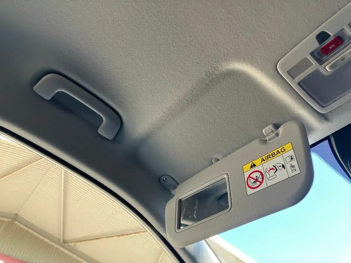 2022-hyundai-i10-12-se-connect-auto-big-36