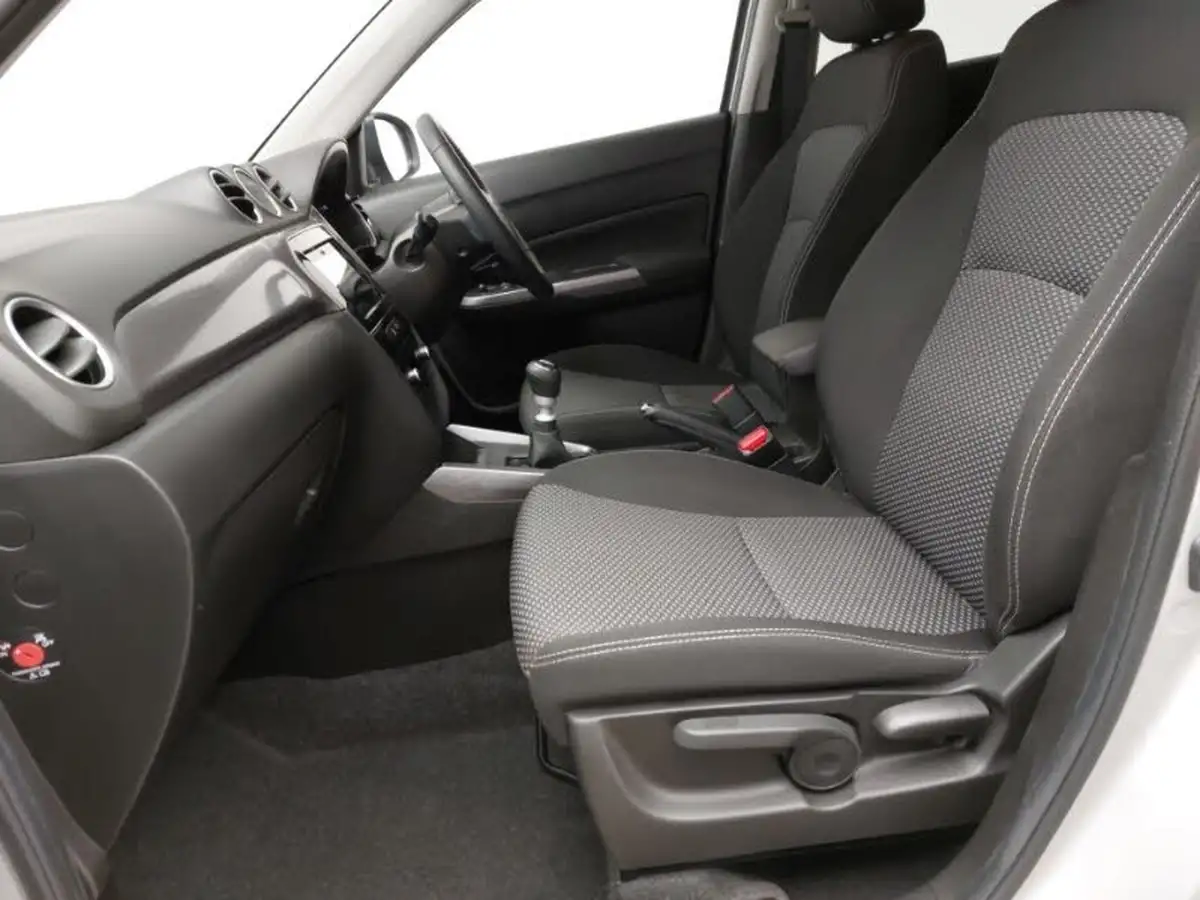 2020-suzuki-vitara-14-boosterjet-sz-t-140ps-big-4