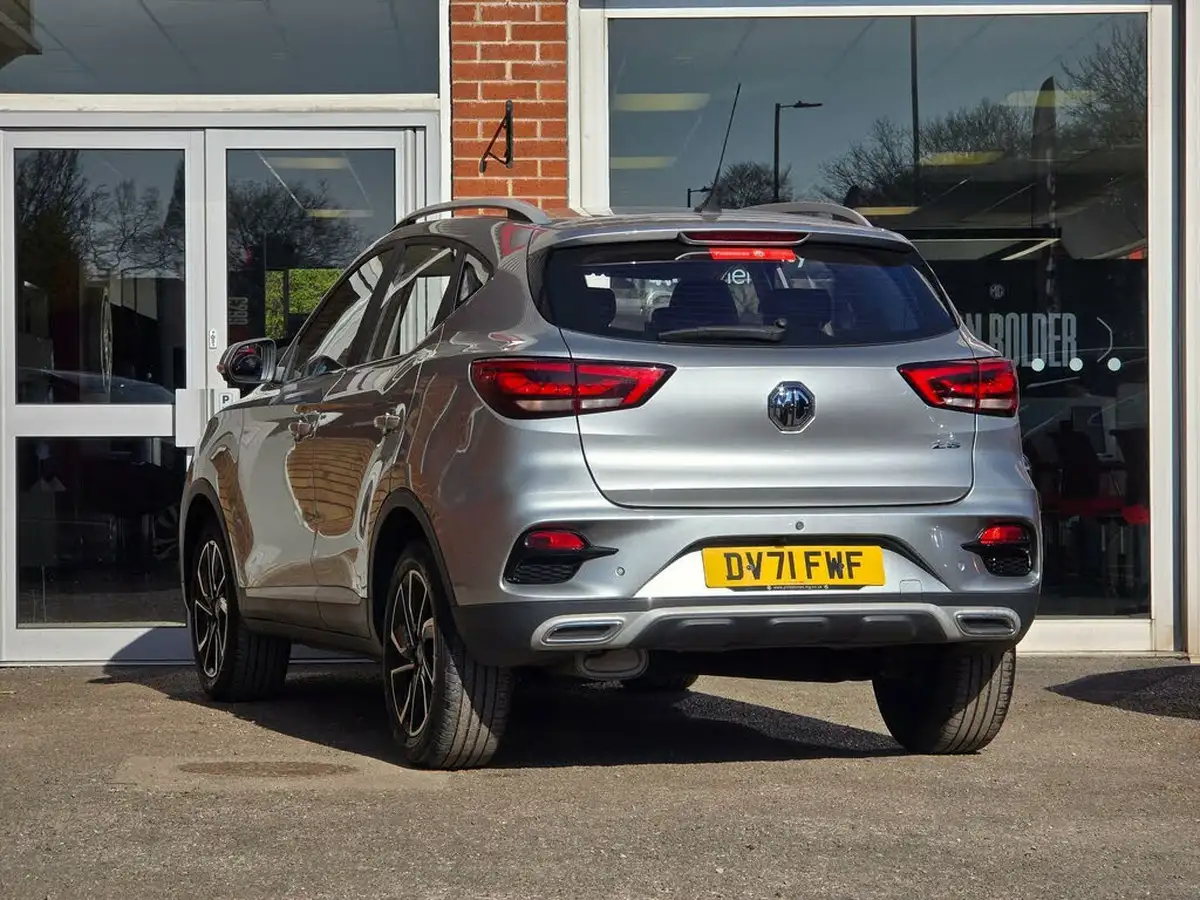 2022-mg-zs-suv-15-vti-tech-exclusive-big-3