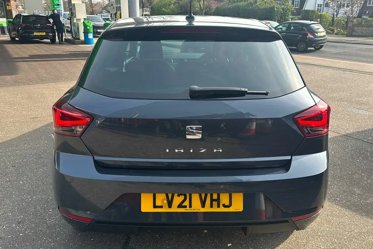 2021-seat-ibiza-10-tsi-xcellence-lux-110ps-big-6