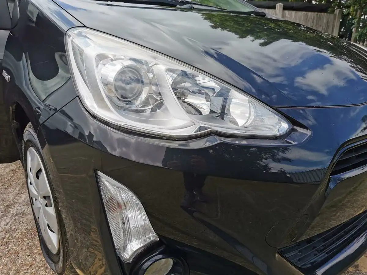 2016-toyota-aqua-15-hybrid-vvt-i-cvt-big-29