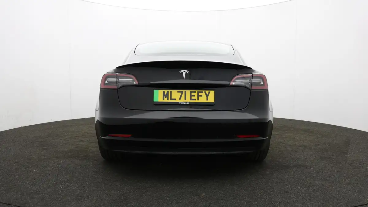 2021-tesla-model-3-e-performance-awd-big-47