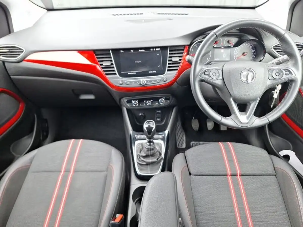 2022-vauxhall-crossland-12-gs-line-110ps-big-2