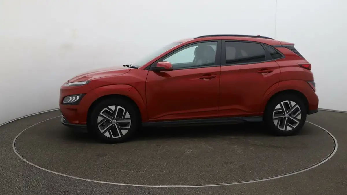 2021-hyundai-kona-e-ultimate-big-4
