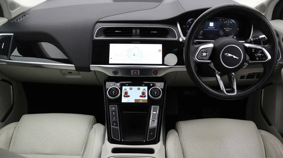 2021-jaguar-i-pace-ev400-hse-big-13