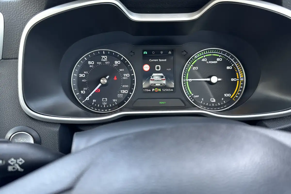 2019-mg-zs-suv-e-excite-ev-big-12