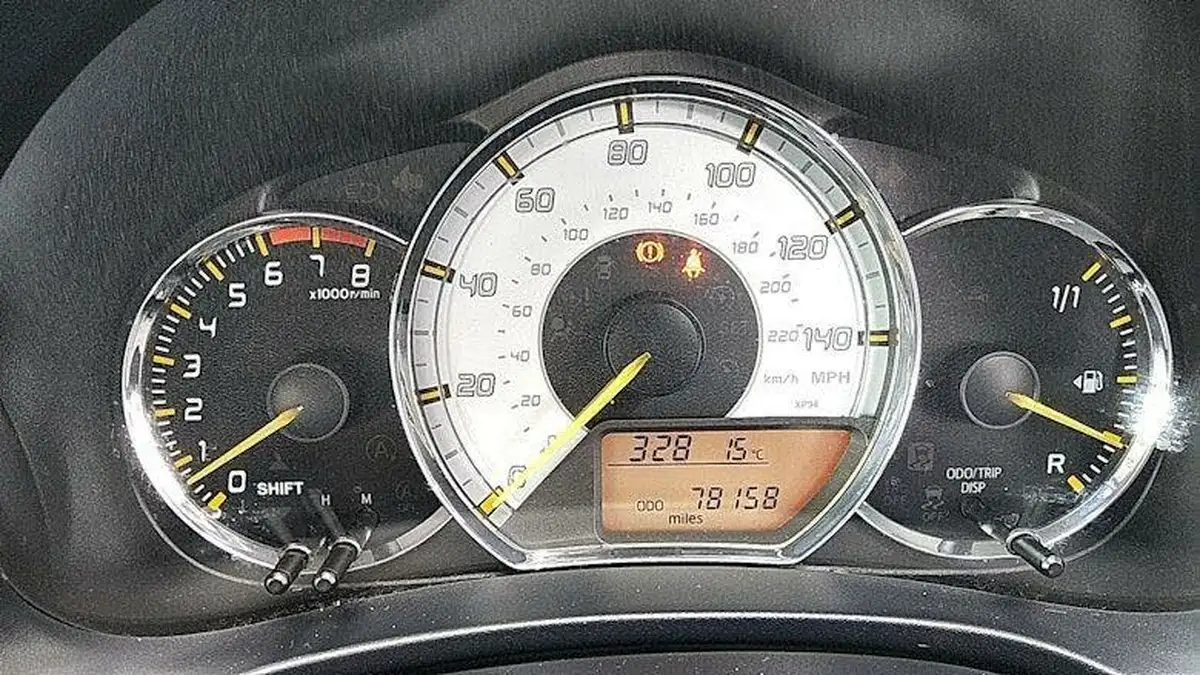 2014-toyota-yaris-133-trend-smart-pack-big-16