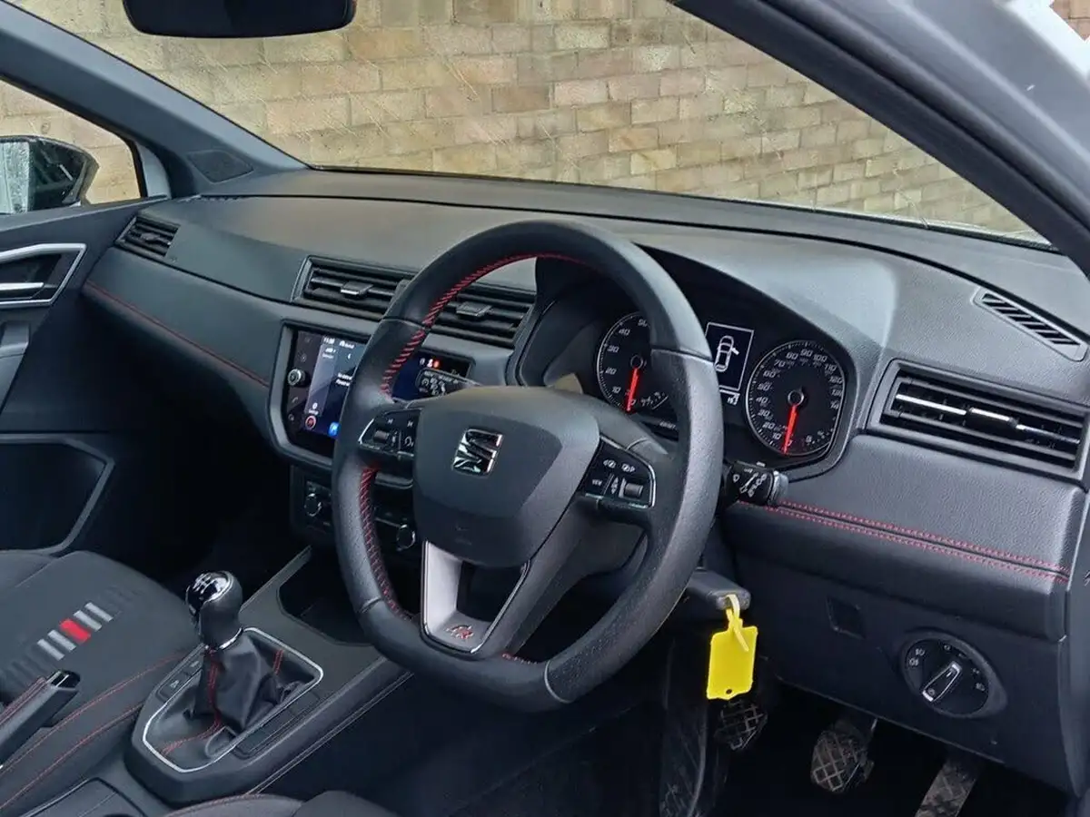 2021-seat-ibiza-10-tsi-fr-110ps-big-3