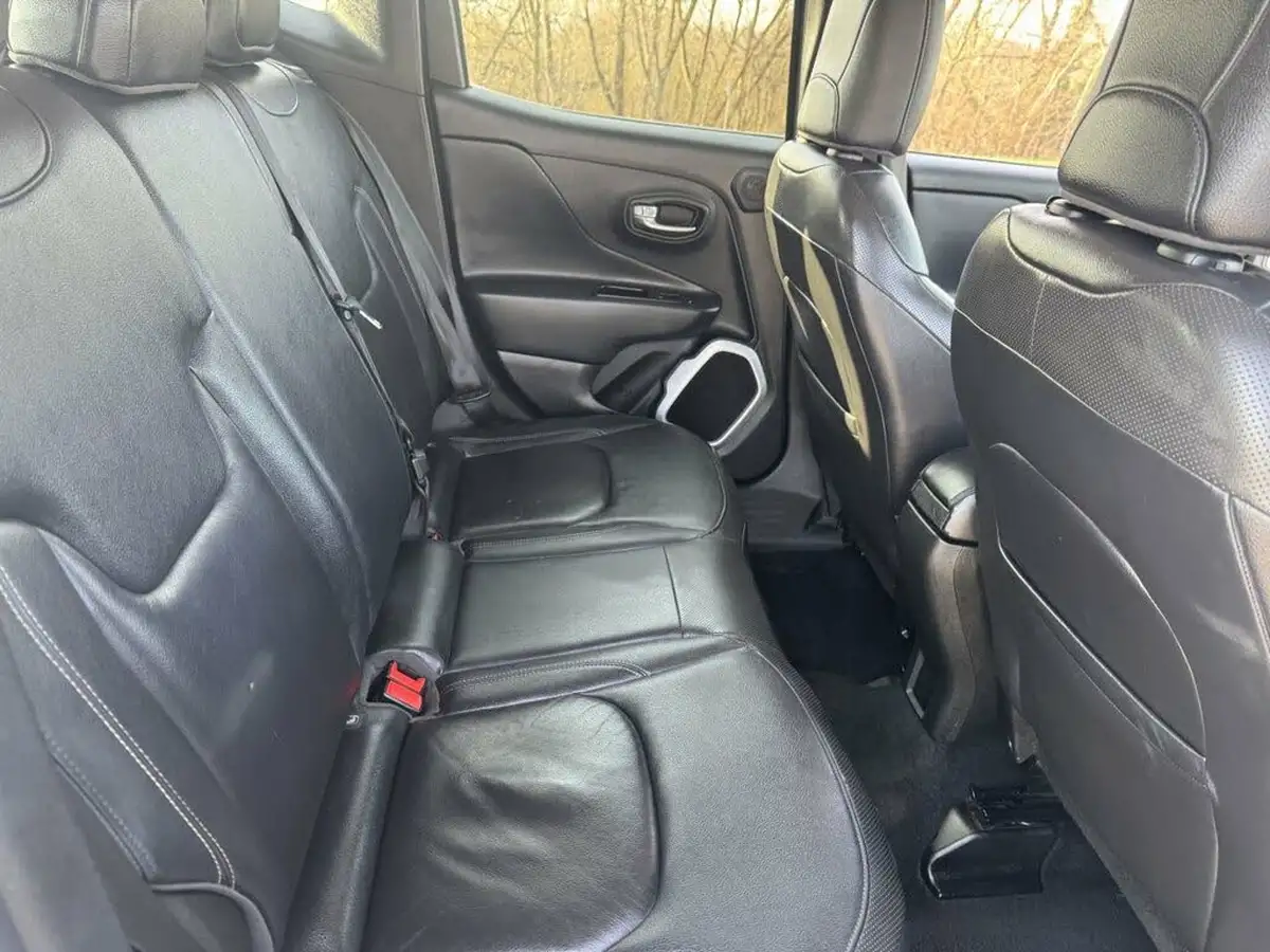 2015-jeep-renegade-16-multijet-ii-limited-ss-big-14