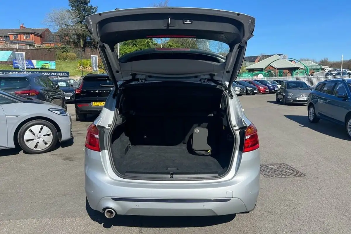 2019-bmw-2-series-15-225xe-phev-sport-premium-big-24