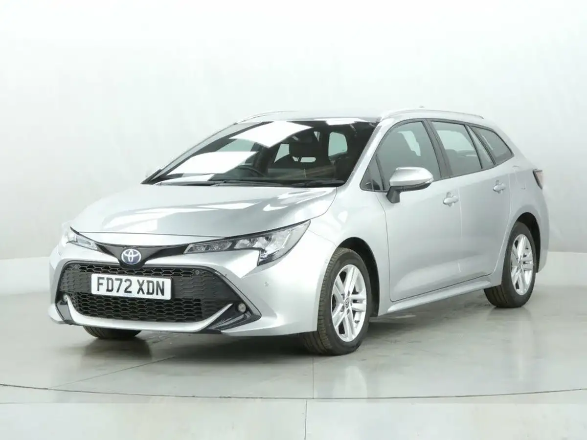 2023-toyota-corolla-18-vvt-i-icon-tech-spare-wheel-touring-sports-5d-big-3