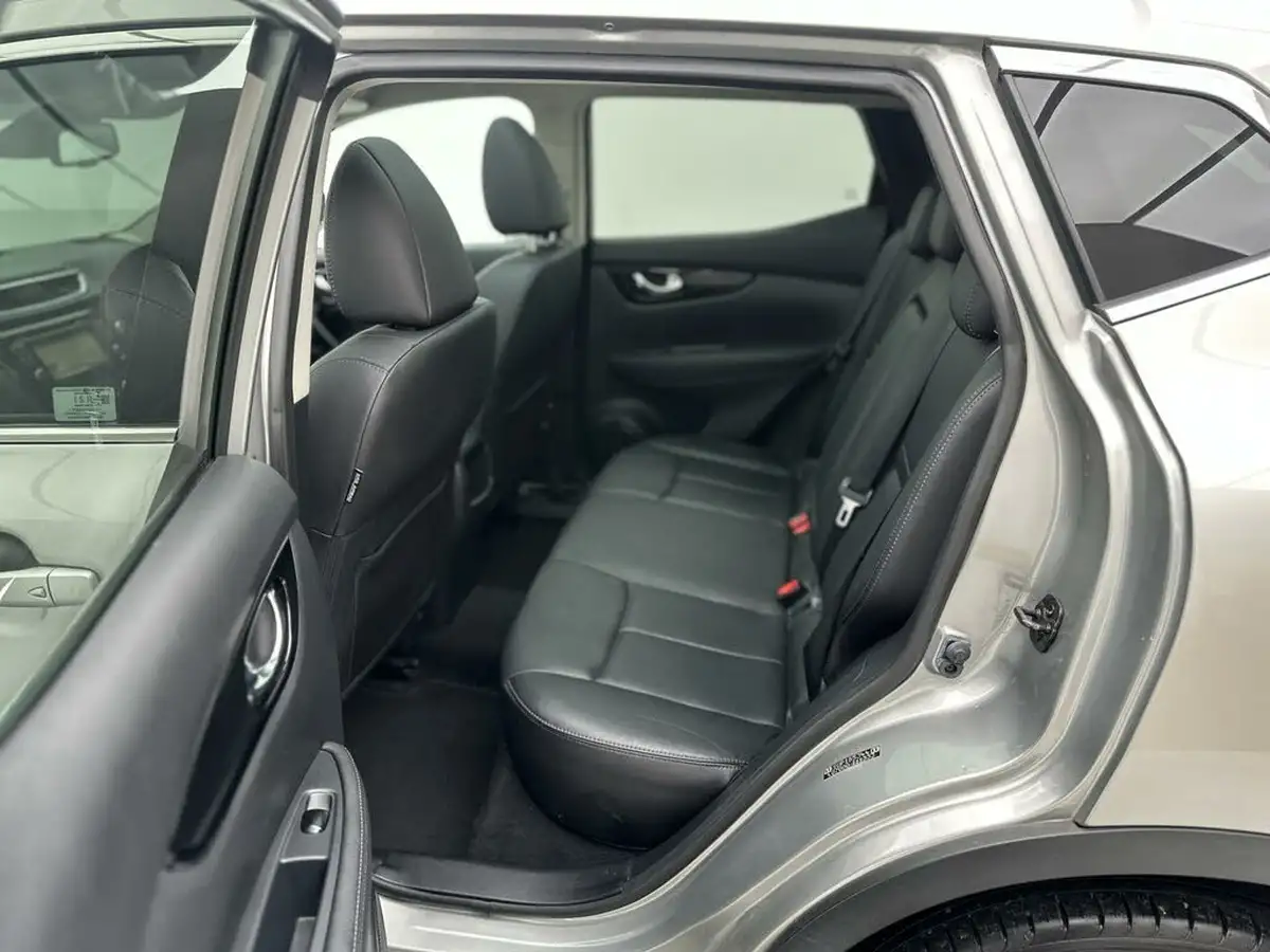 2015-nissan-qashqai-16dci-tekna-xtronic-cvt-big-32