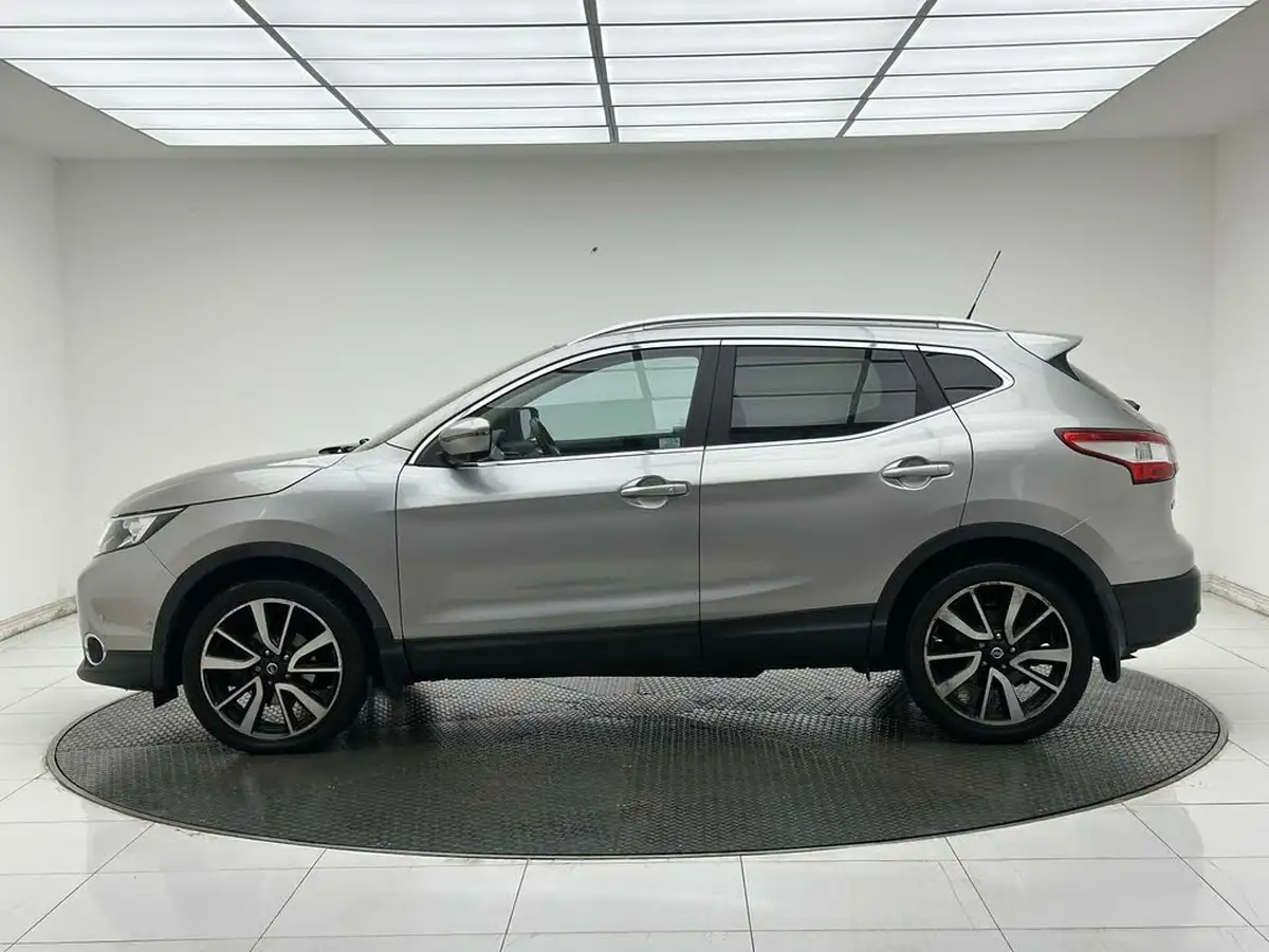2015-nissan-qashqai-16dci-tekna-xtronic-cvt-big-7