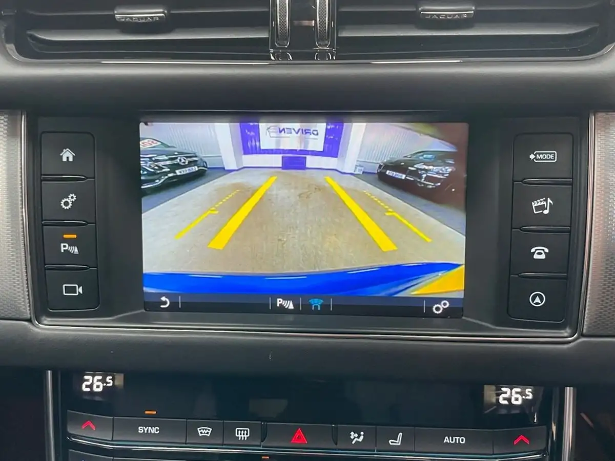 2018-jaguar-xf-20td-portfolio-180ps-saloon-4d-1999cc-big-41