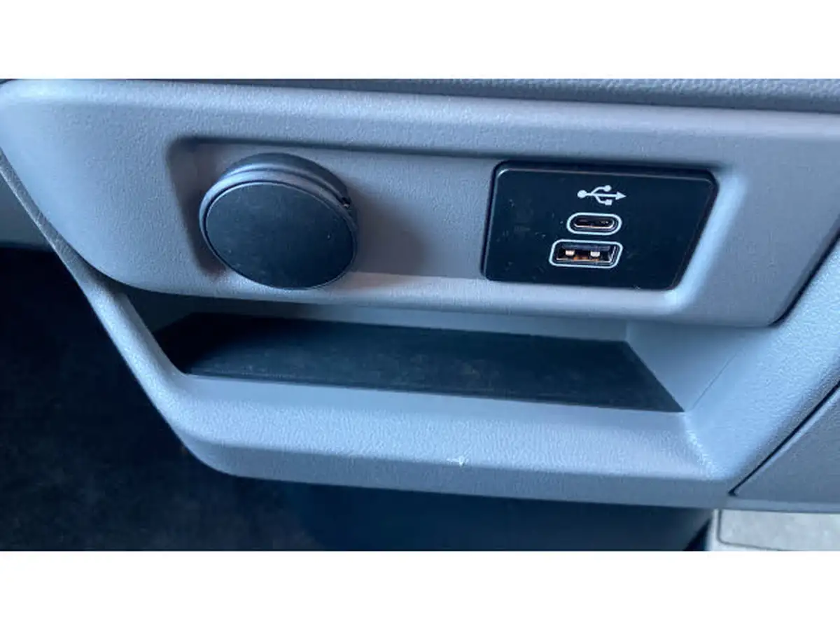 2024-ford-transit-custom-20tdci-300-l2h1-limited-136pseu6e-double-cab-in-van-1997cc-auto-big-41